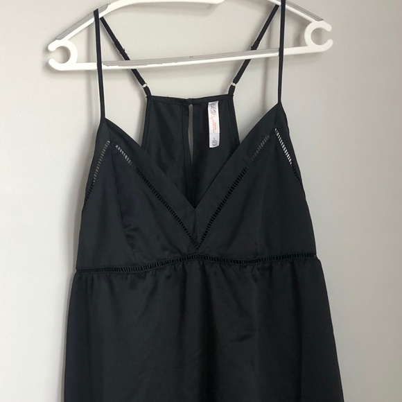 Little Black Dress - Picture 3 of 6